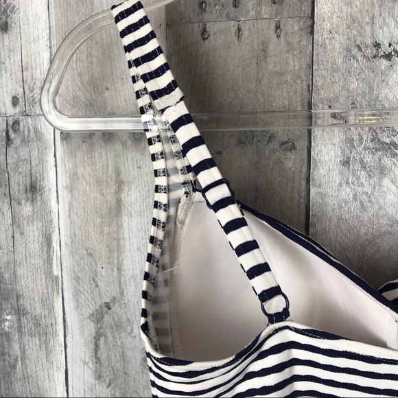 Bond-Eye Nip Tuck Sorrento Stripe Swimsuit S8 EUC - Picture 5 of 8